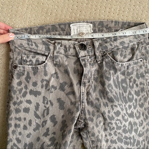 CURRENT/ELLIOT Gray Leopard Stiletto Mid Rise Skinny Jeans - Picture 7 of 12
